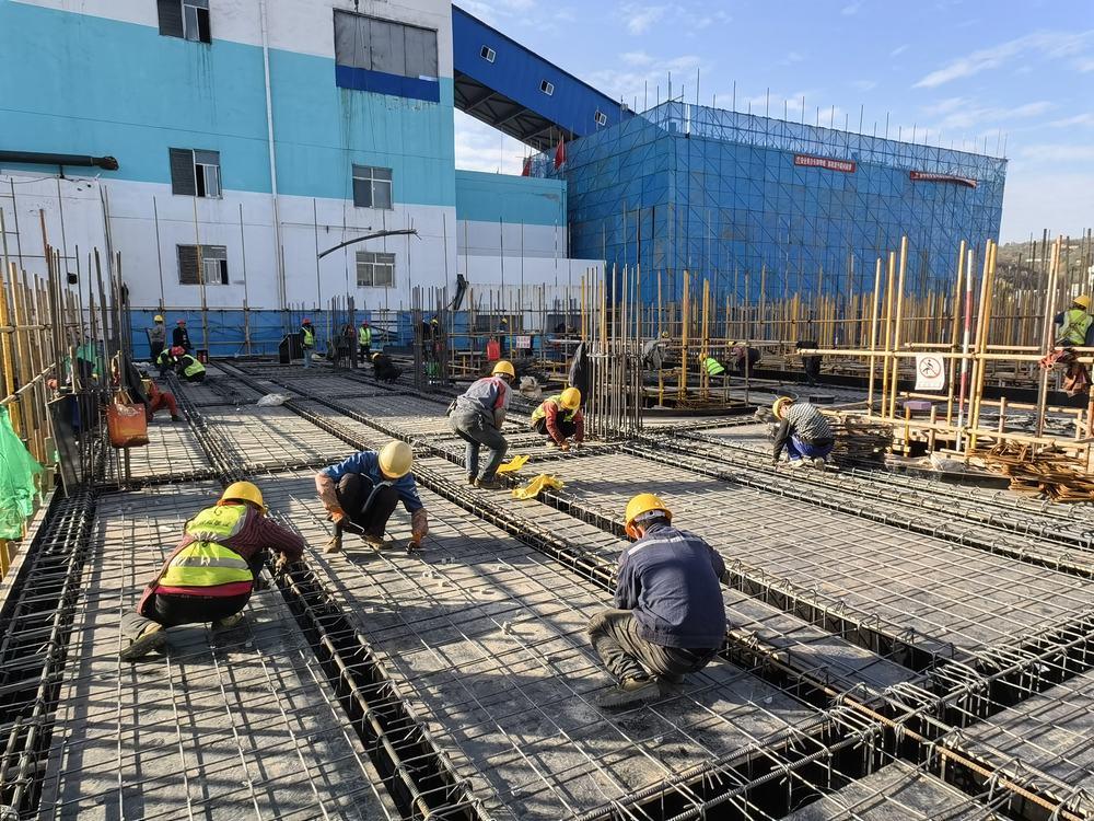 陜煤建設(shè)渭南分公司第三項(xiàng)目部:搶抓施工黃金期沖刺年底收官戰(zhàn)
