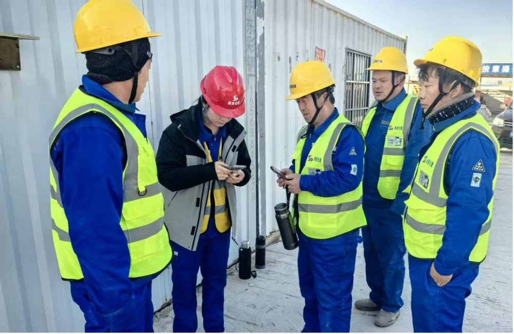 嚴抓實名管理，筑牢項目根基