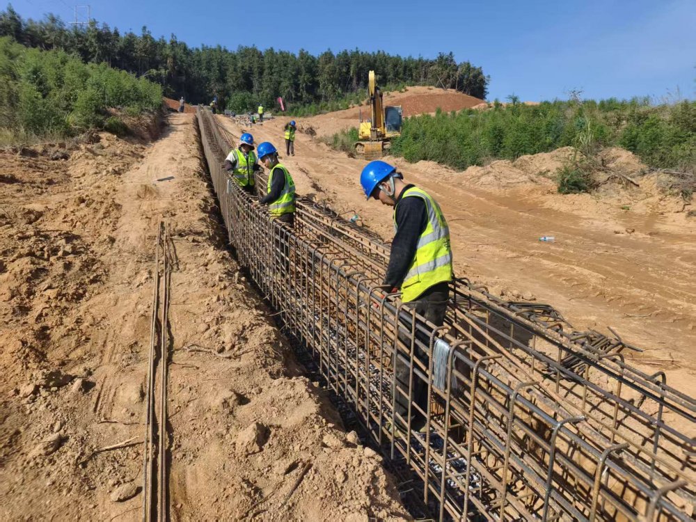 陜煤建設(shè)渭南分公司第一項(xiàng)目部:鏖戰(zhàn)一線保進(jìn)度 匠心筑造促發(fā)展