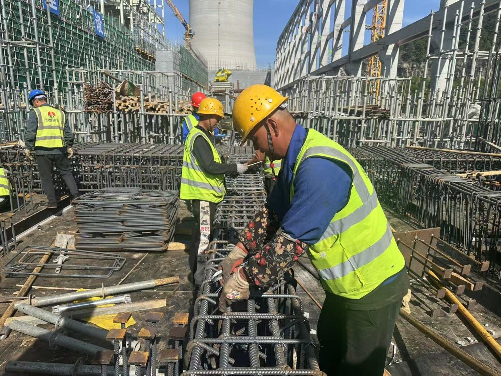 陜煤建設黃陵電廠項目：以班組為基，筑牢工程建設“質量安全防線”