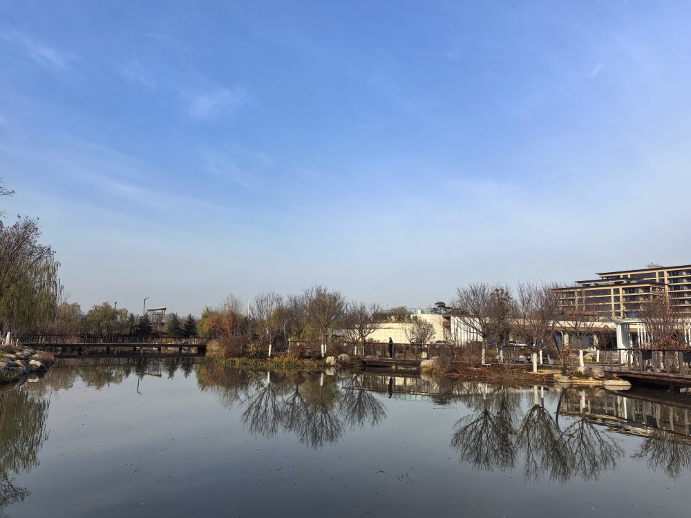 冬日藍(lán)調(diào)：空港中心公園寫給城市的暖詩