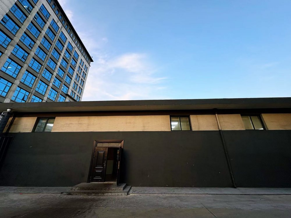 “建精品護安全”承諾兌現！陜煤建設韓城分公司土建六項目部承建的下峪口煤礦“民生廊橋”貫通驗收