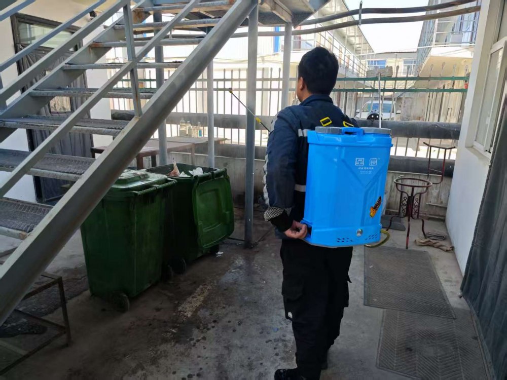 陜煤建設煤礦運營服務分公司:冬日雙線守護,溫暖與精準并行