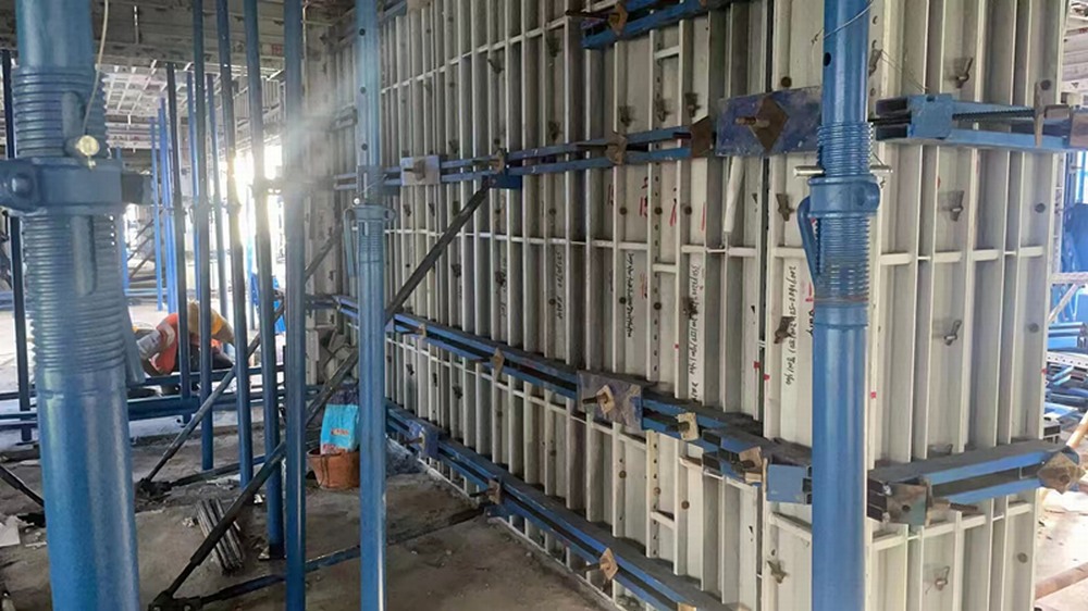 陜煤建設(shè)銅煤公司:錨定安全效益雙目標(biāo),構(gòu)建經(jīng)營(yíng)管控新閉環(huán)