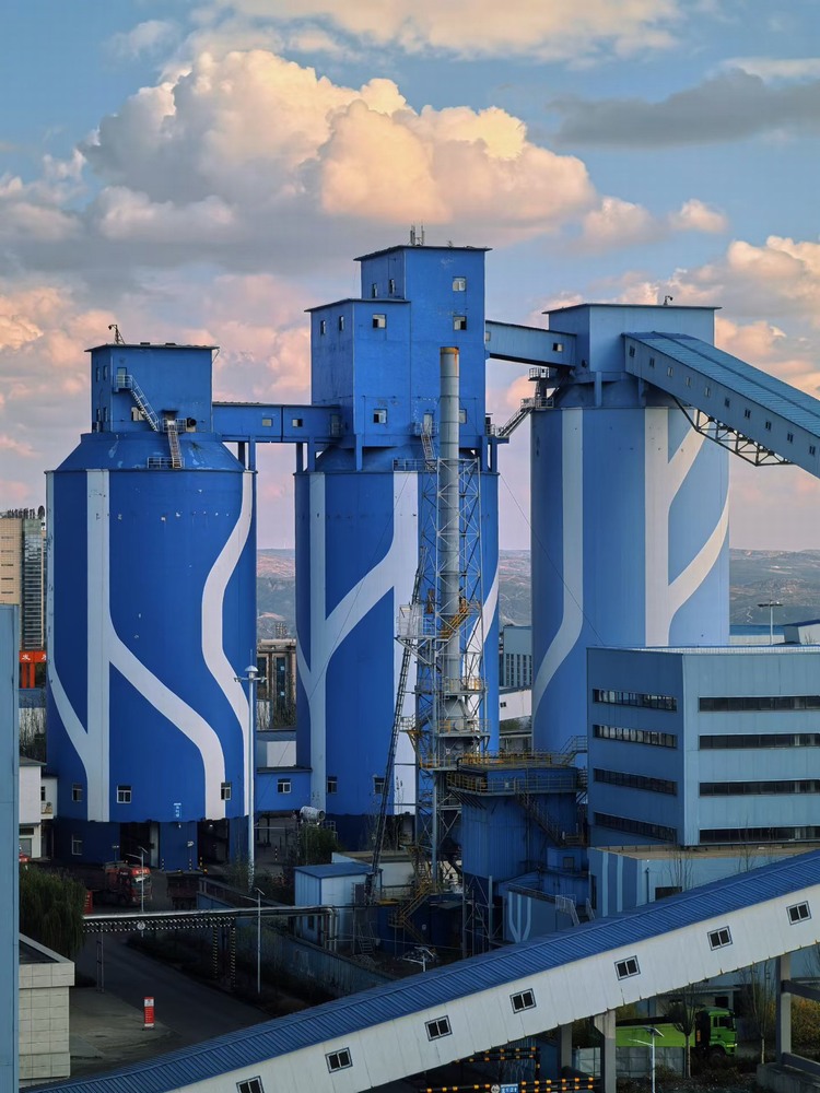 神木冬韻里，藏著最動人的煙火與擔當