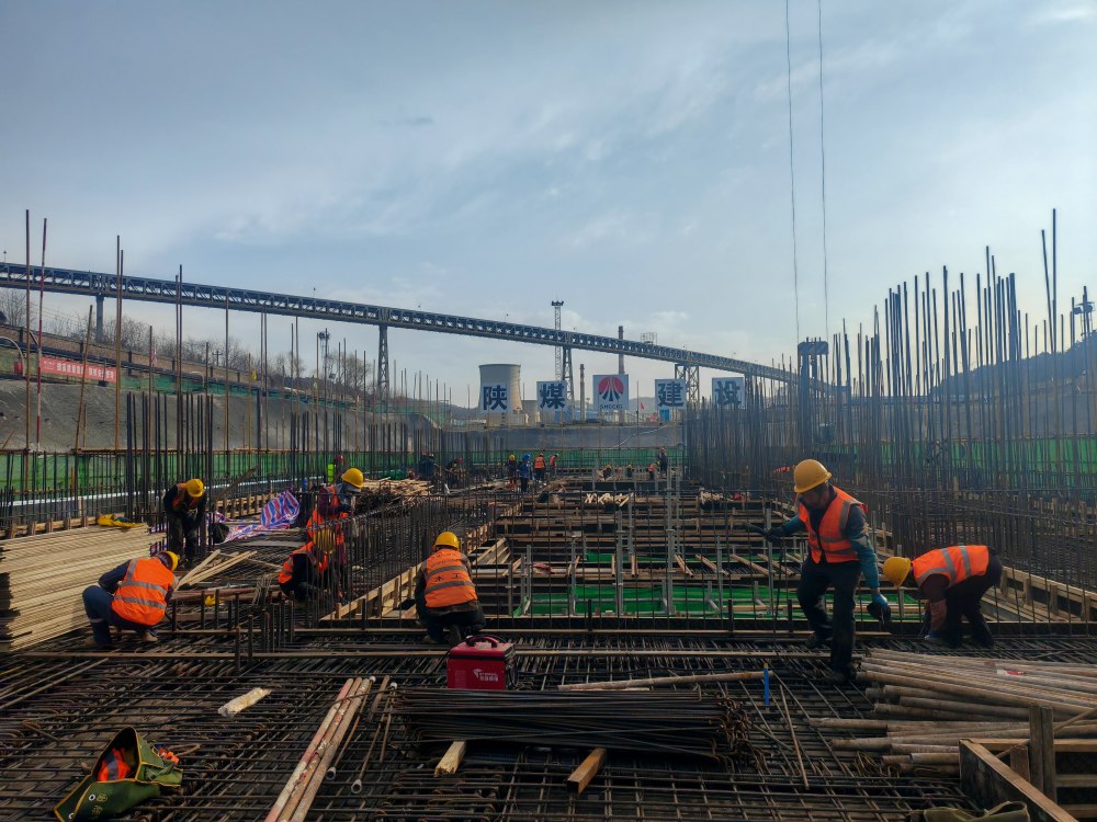 陜煤建設銅煤公司:黃陵電廠二期?2×1000MW 機組擴建項目輸煤#1標段三翻車機室工程關鍵節點順利完成